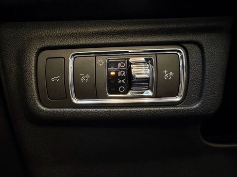 New 2026 Lincoln Corsair Reserve image 24