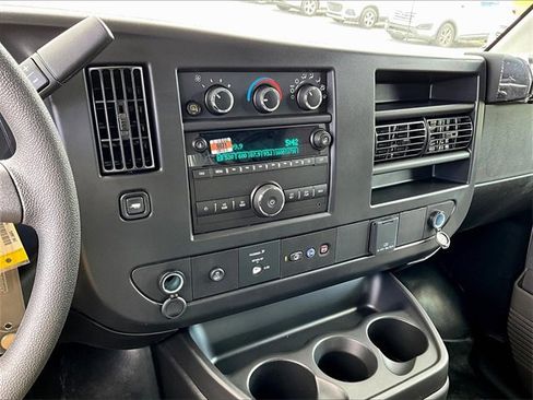 New 2025 Chevrolet Express 2500 Extended w/ Enhanced Convenience Package image 10