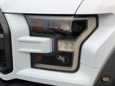 Used 2019 Ford F150 Raptor w/ Equipment Group 802A Luxury AWD/4WD image 2