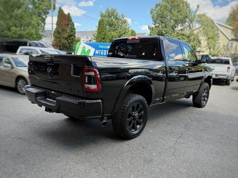 Used 2019 RAM 2500 Laramie w/ Night Edition AWD/4WD image 12