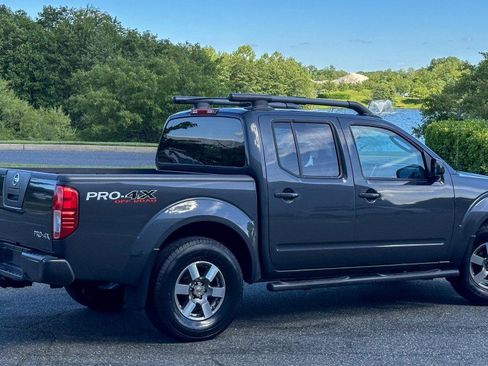 Used 2011 Nissan Frontier PRO-4X w/ Pro-4x Luxury Pkg AWD/4WD image 11