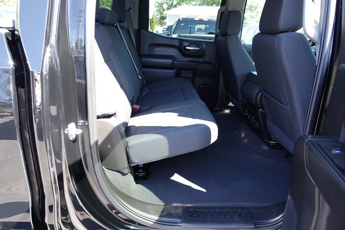 Used 2024 Chevrolet Silverado 1500 Custom AWD/4WD image 29