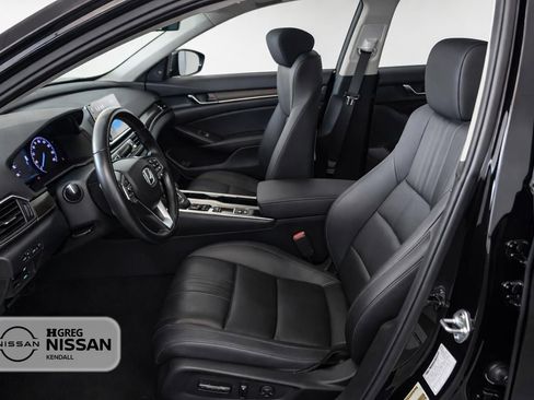 Used 2021 Honda Accord Touring image 10