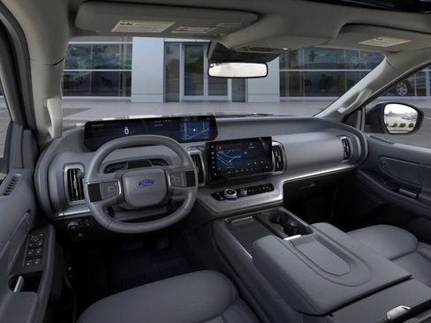 New 2026 Ford Expedition Max Active image 10