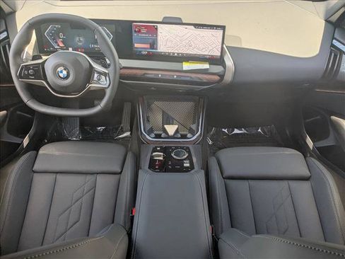 Used 2025 BMW X3 xDrive30i w/ Premium Package image 15