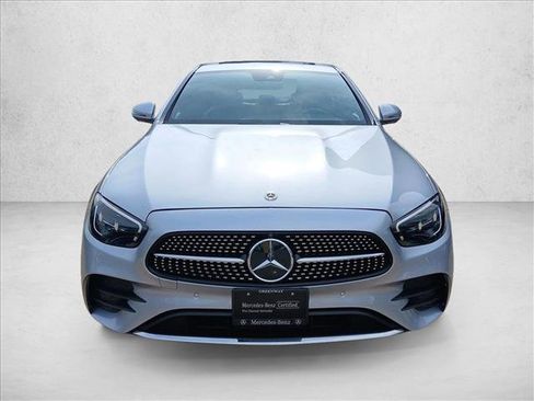 Used 2022 Mercedes-Benz E 350 Sedan image 2