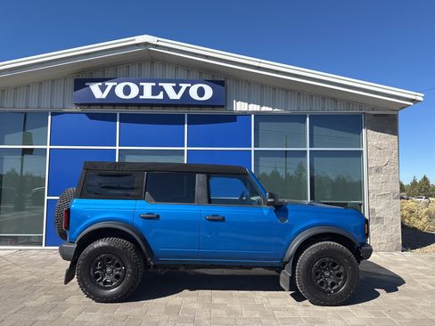 Used 2024 Ford Bronco Wildtrak image 5