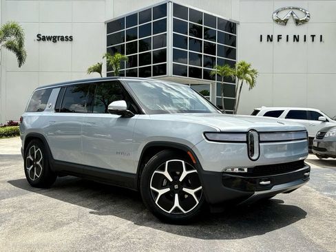 Used 2024 Rivian R1S Adventure AWD/4WD image 1