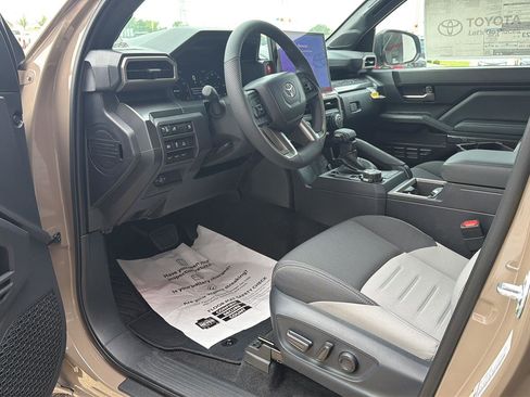 New 2026 Toyota Tacoma TRD Off-Road AWD/4WD image 12