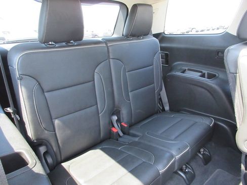 Certified 2023 GMC Acadia Denali AWD/4WD image 27