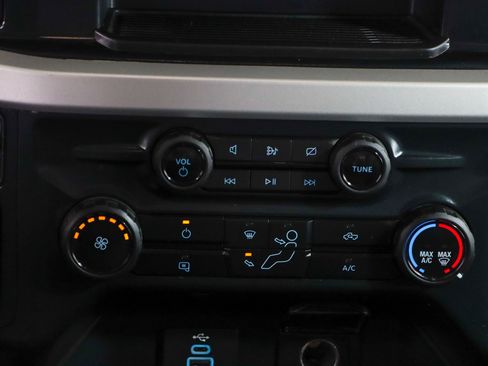 Used 2023 Ford F350 XLT AWD/4WD image 20