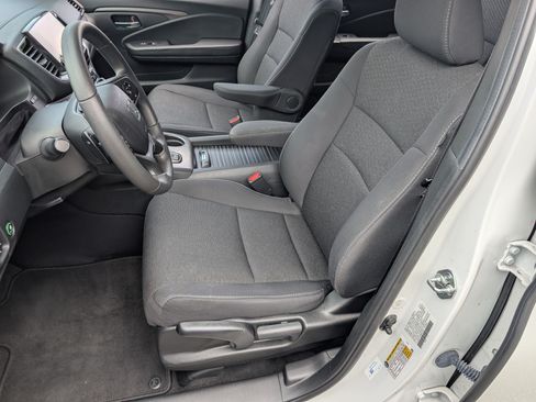 Used 2021 Honda Passport Sport image 16
