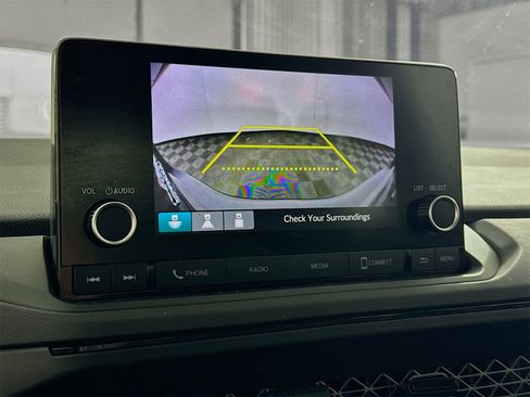 Used 2025 Honda Accord LX image 11