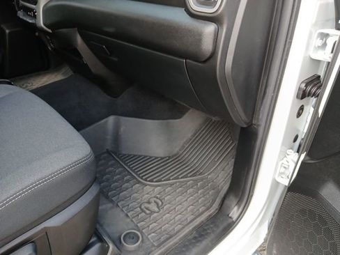 Used 2024 RAM 3500 Tradesman w/ Chrome Appearance Group image 39