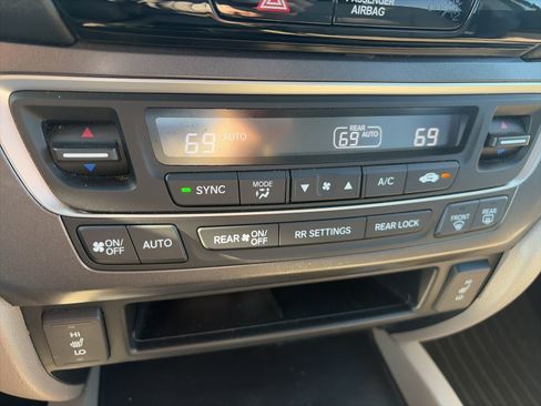 Used 2017 Honda Pilot EX-L image 18