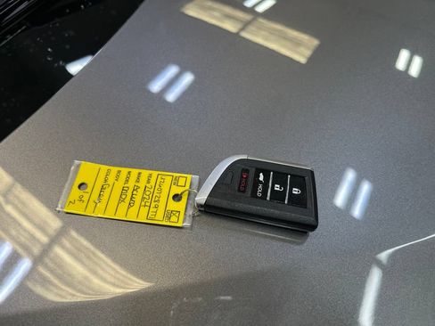 Used 2024 Acura MDX FWD image 37