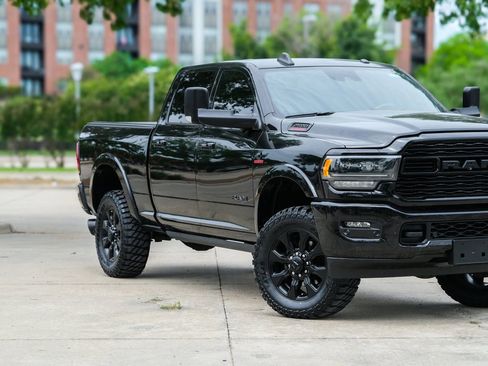 Used 2021 RAM 2500 Limited AWD/4WD image 2
