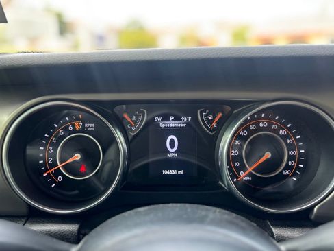 Used 2020 Jeep Wrangler Unlimited Sport AWD/4WD image 11