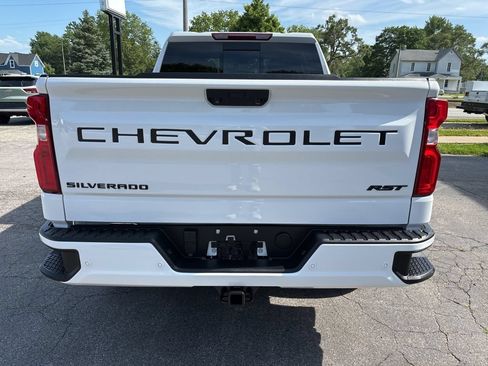Used 2023 Chevrolet Silverado 1500 RST w/ Convenience Package II AWD/4WD image 7