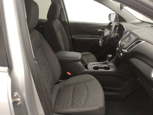 Used 2020 Chevrolet Equinox LT FWD image 21