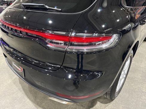 Used 2021 Porsche Macan image 46