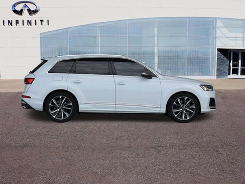 Used 2023 Audi SQ7 Premium Plus AWD/4WD image 12