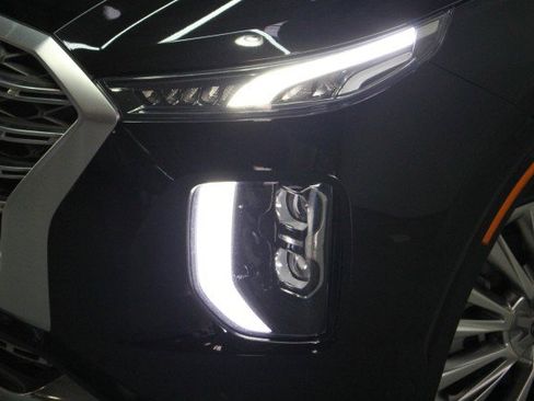 Used 2020 Hyundai Palisade Limited image 2