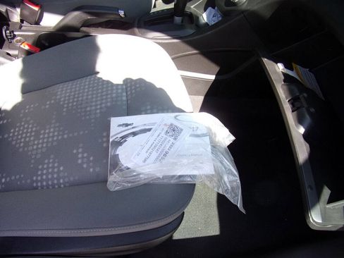 Used 2017 Chevrolet Sonic LT image 15