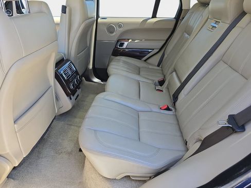 Used 2014 Land Rover Range Rover HSE AWD/4WD image 17