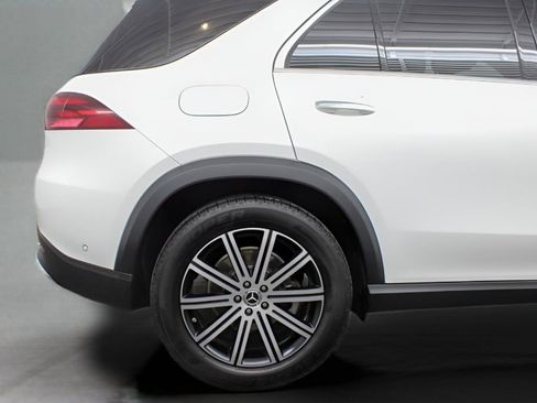 Used 2024 Mercedes-Benz GLE 350 4MATIC image 34