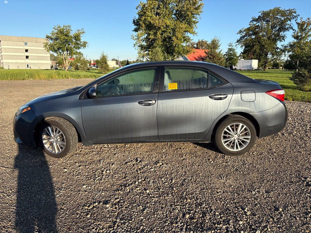 Used 2014 Toyota Corolla LE FWD image 7