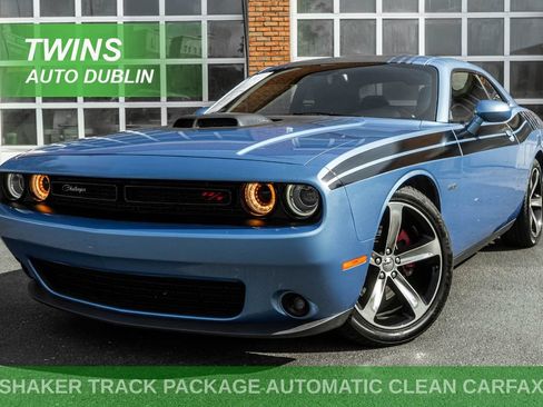 Used 2016 Dodge Challenger R/T RWD image 1