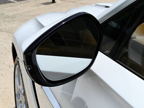Used 2024 Aston Martin DBX AWD/4WD image 14