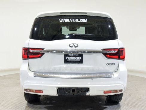 Used 2018 INFINITI QX80 2WD w/ Driver Assistance Package image 9
