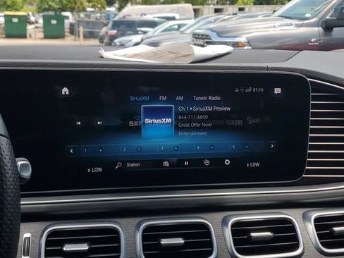 Used 2023 Mercedes-Benz GLS 450 4MATIC image 32