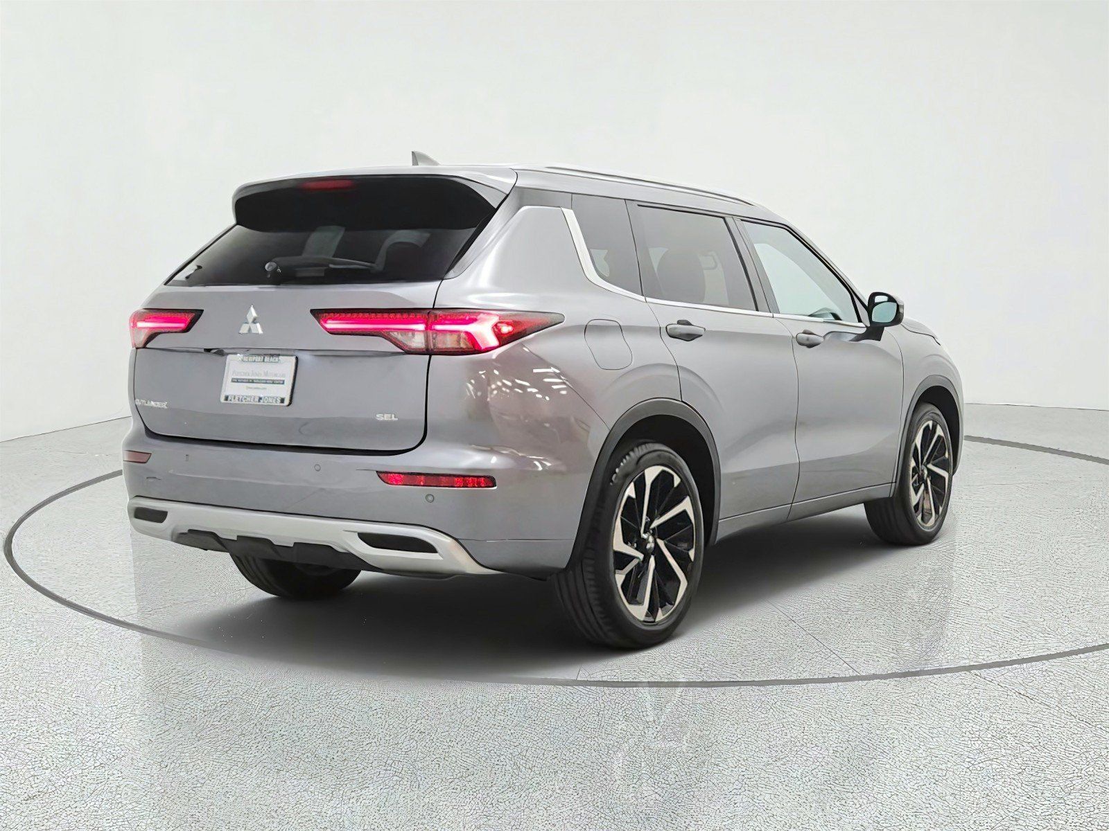 Used 2024 Mitsubishi Outlander SEL FWD image 5