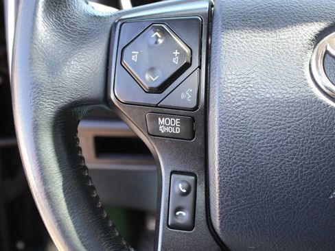Used 2019 Toyota Sequoia TRD Sport AWD/4WD image 28