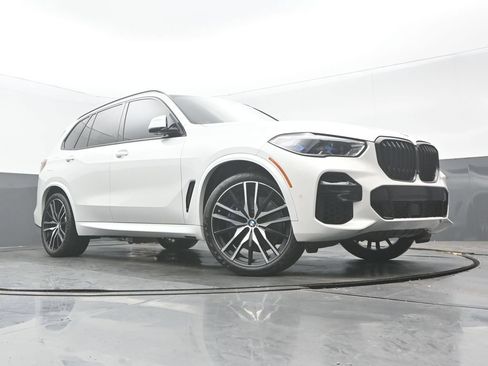 Used 2022 BMW X5 M50i w/ Executive Package AWD/4WD image 27