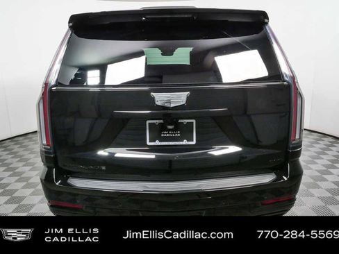 Certified 2026 Cadillac Escalade Platinum Sport w/ LPO, ONYX Package AWD/4WD image 27