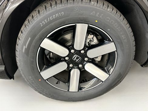 Used 2025 Honda Prologue Touring image 11