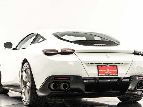 Used 2022 Ferrari Roma RWD image 7