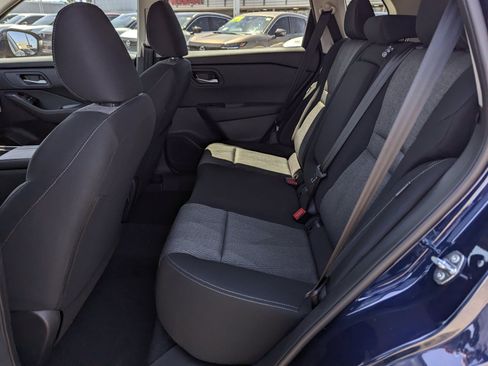 New 2026 Nissan Rogue SV FWD image 8