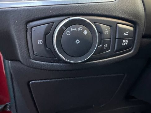 Used 2021 Ford Edge Titanium w/ Cargo Accessory Package FWD image 20