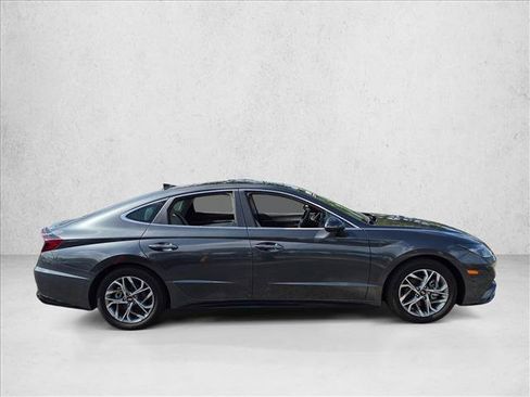 Used 2023 Hyundai Sonata SEL w/ Convenience Package FWD image 4