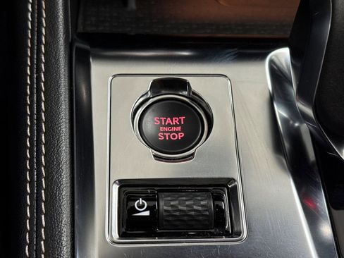 Used 2024 Jaguar F-PACE R-Dynamic S image 35