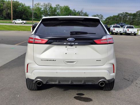 Used 2022 Ford Edge Titanium w/ Equipment Group 301A AWD/4WD image 4