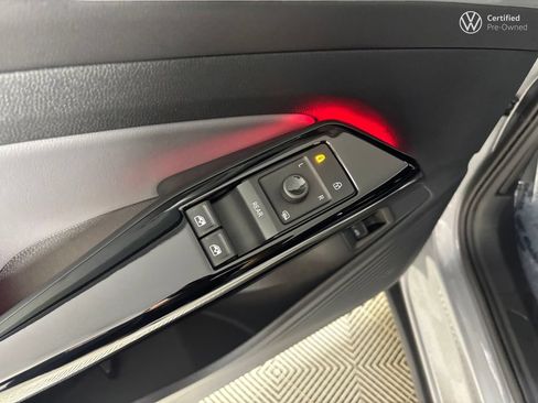 Used 2023 Volkswagen ID.4 S RWD image 16
