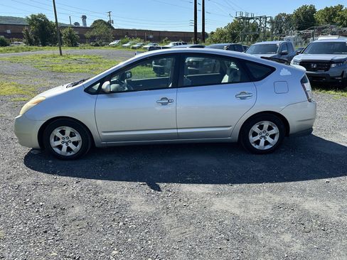Used 2005 Toyota Prius FWD image 5