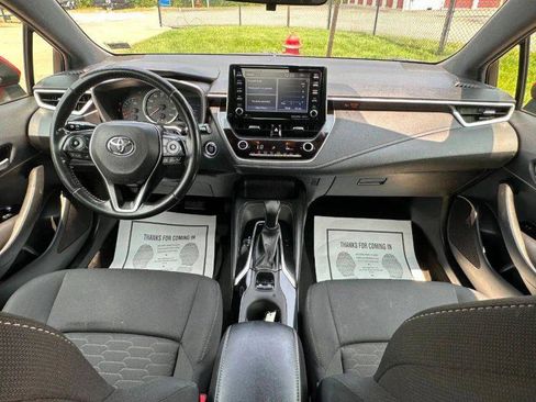 Used 2019 Toyota Corolla SE w/ SE Option Package FWD image 11
