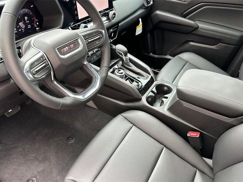 New 2025 GMC Canyon Elevation w/ Convenience Package image 8